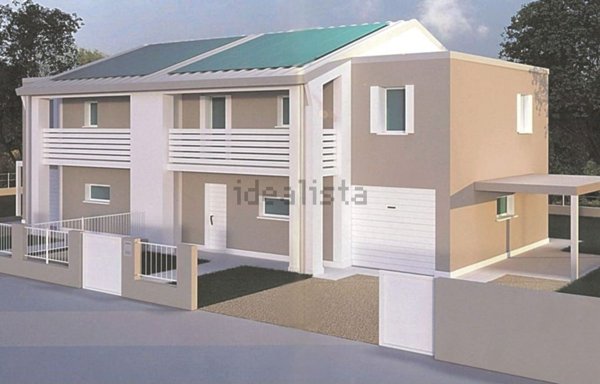 pentavano in vendita a Paese