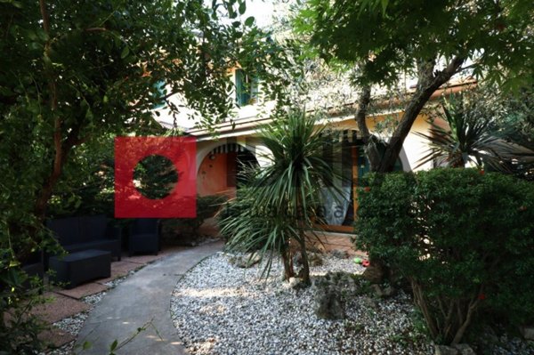 casa indipendente in vendita a Paese