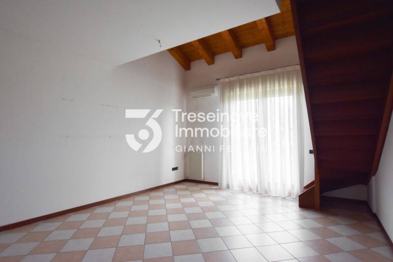 appartamento in vendita a Paese in zona Postioma