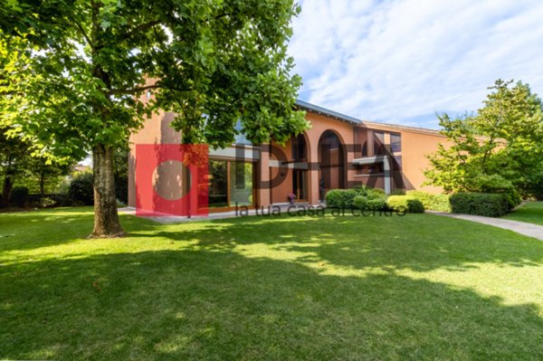 casa indipendente in vendita a Paese in zona Postioma