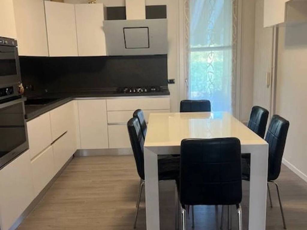 casa indipendente in vendita a Paese