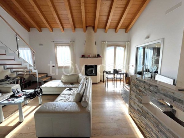 appartamento in vendita a Paese