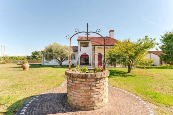 casa indipendente in vendita a Paese in zona Postioma