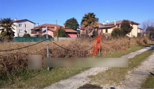 terreno edificabile in vendita a Paese