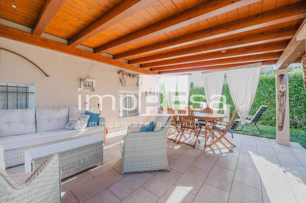 casa indipendente in vendita a Paese