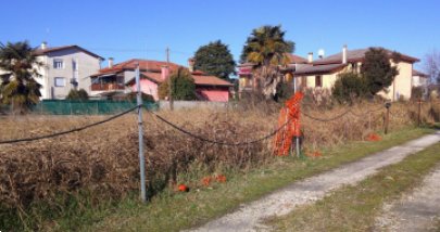terreno edificabile in vendita a Paese