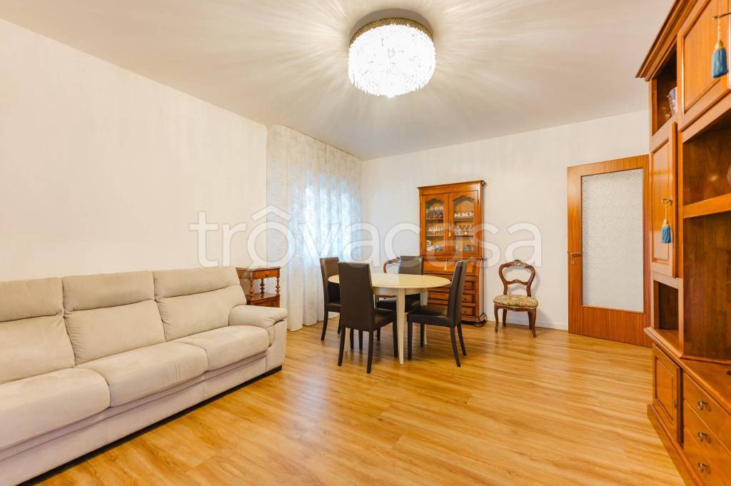 appartamento in vendita a Paese