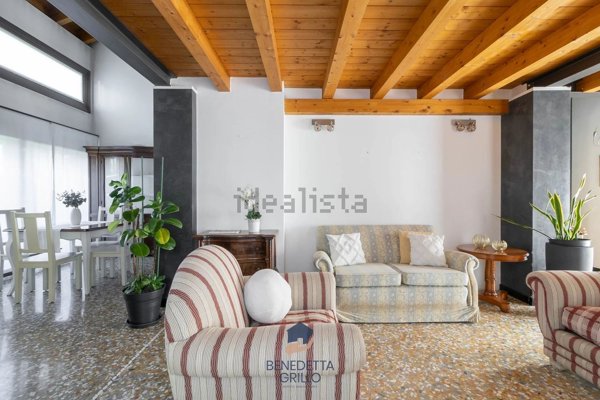 casa indipendente in vendita a Paese