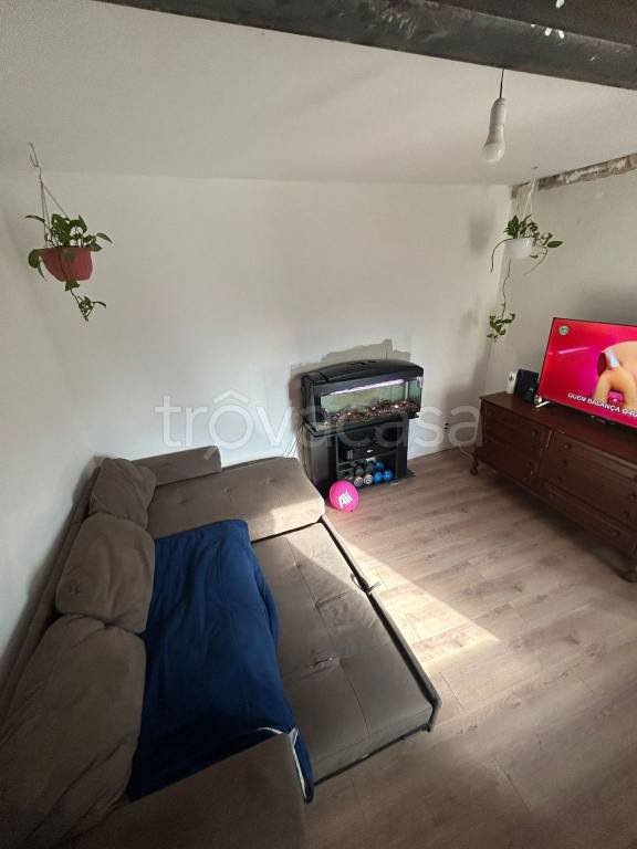 casa indipendente in vendita a Paese in zona Padernello