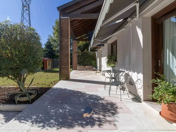 casa indipendente in vendita a Paese