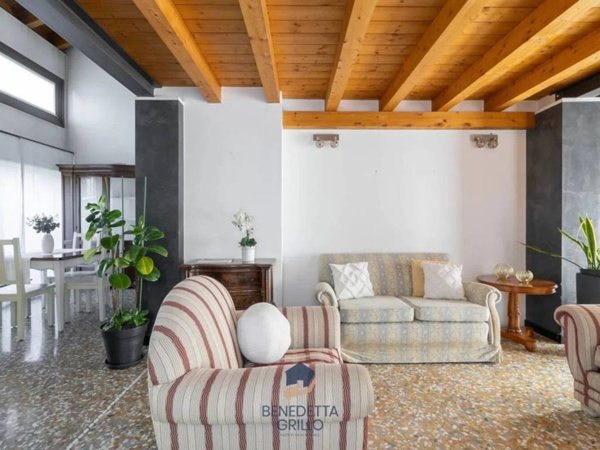 casa indipendente in vendita a Paese