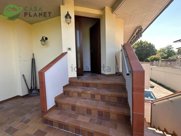 appartamento in vendita a Paese in zona Castagnole