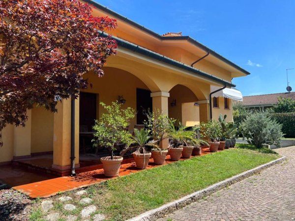 casa indipendente in vendita a Paese