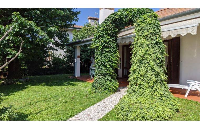 casa indipendente in vendita a Paese in zona Postioma