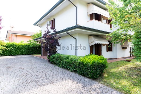 casa indipendente in vendita a Paese