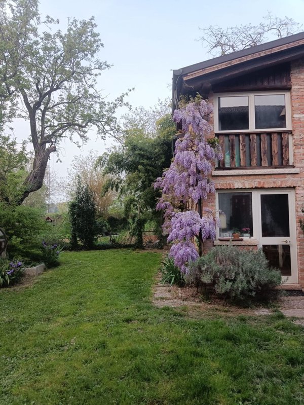 casa indipendente in vendita a Paese in zona Padernello