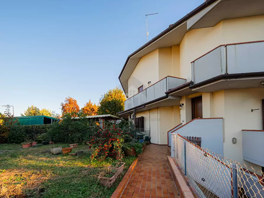casa indipendente in vendita a Paese in zona Castagnole