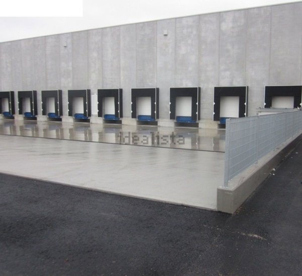 capannone in vendita a Paese