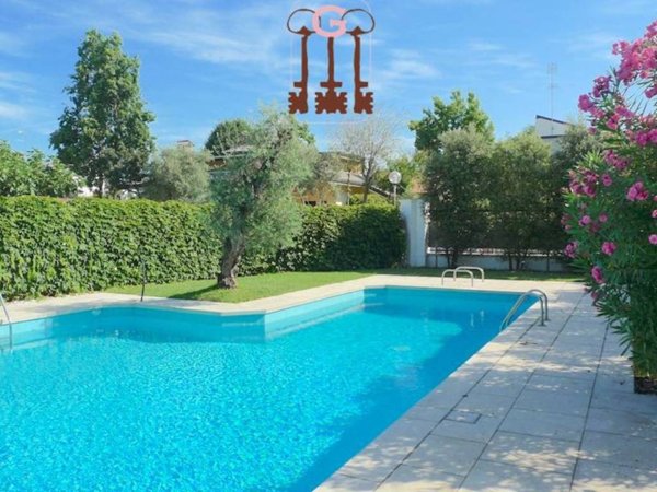casa indipendente in vendita a Paese in zona Postioma