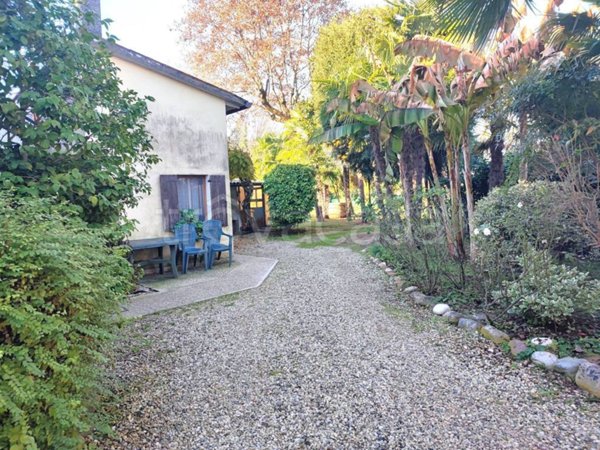 casa indipendente in vendita a Paese