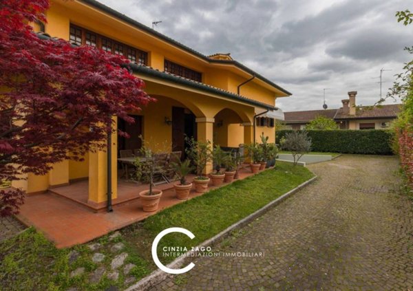 casa indipendente in vendita a Paese