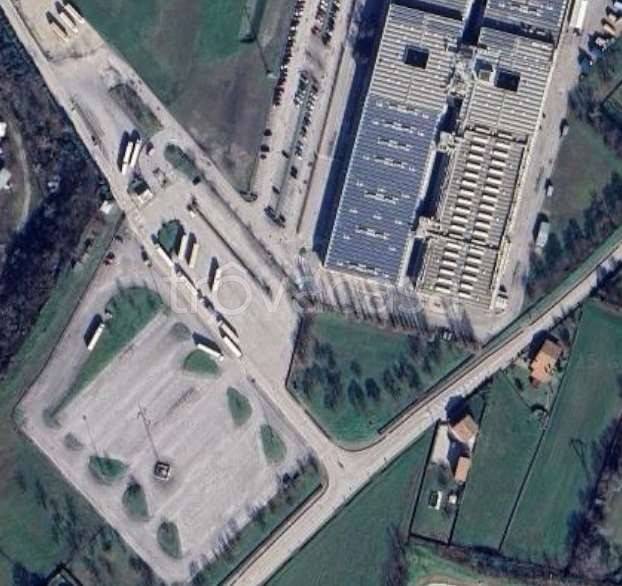 ufficio in vendita a Paese