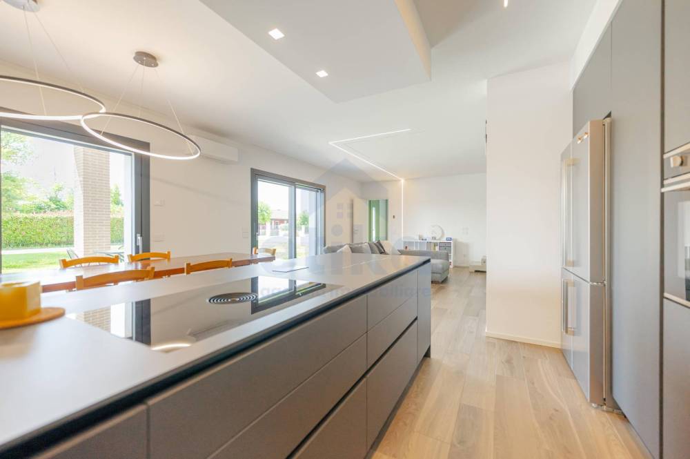 casa indipendente in vendita a Paese