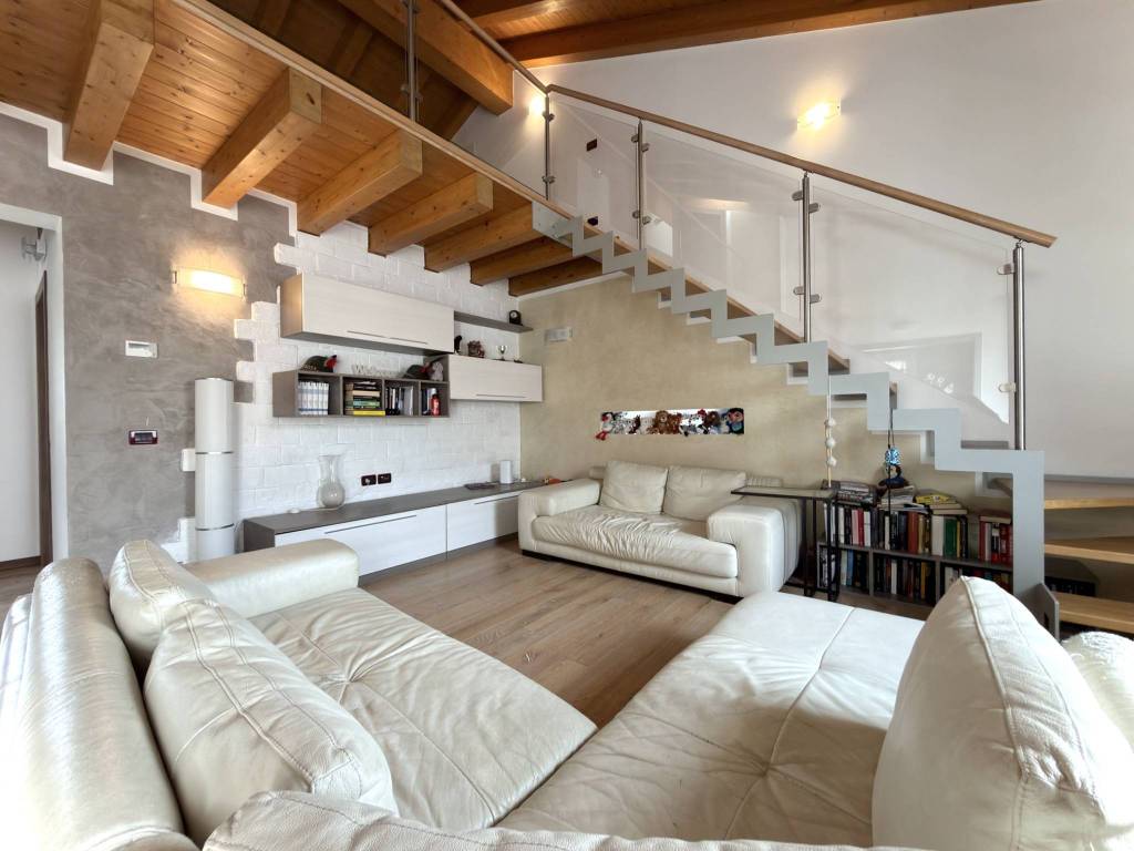 appartamento in vendita a Paese