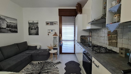 appartamento in vendita a Paese in zona Castagnole