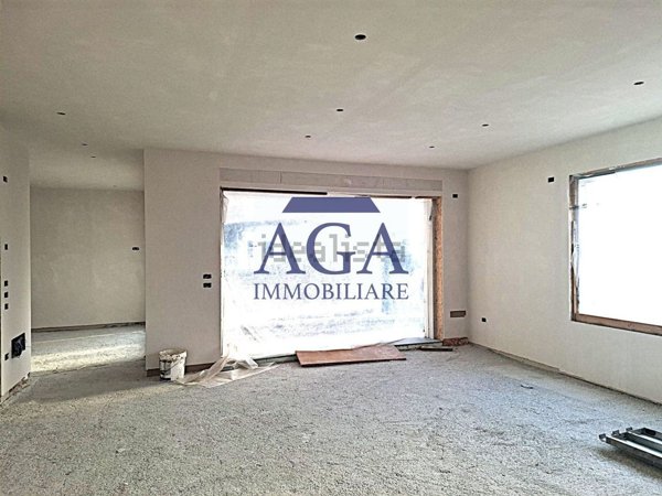 casa indipendente in vendita a Paese