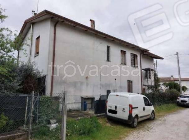 casa indipendente in vendita a Paese in zona Postioma