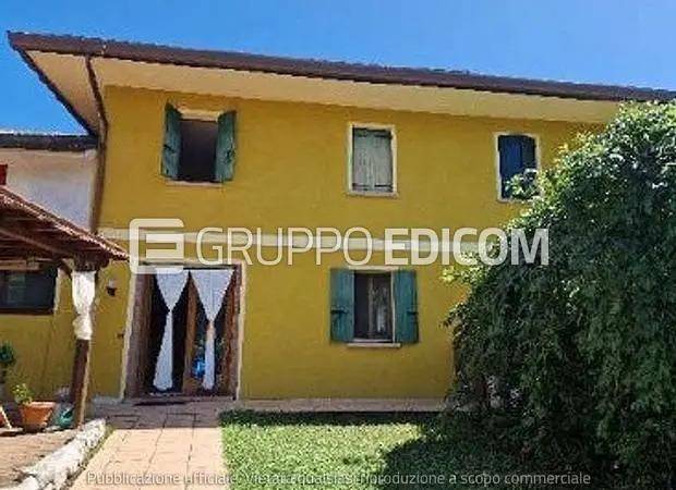 casa indipendente in vendita a Paese