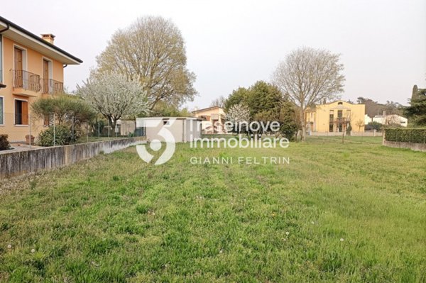 terreno edificabile in vendita a Paese in zona Postioma