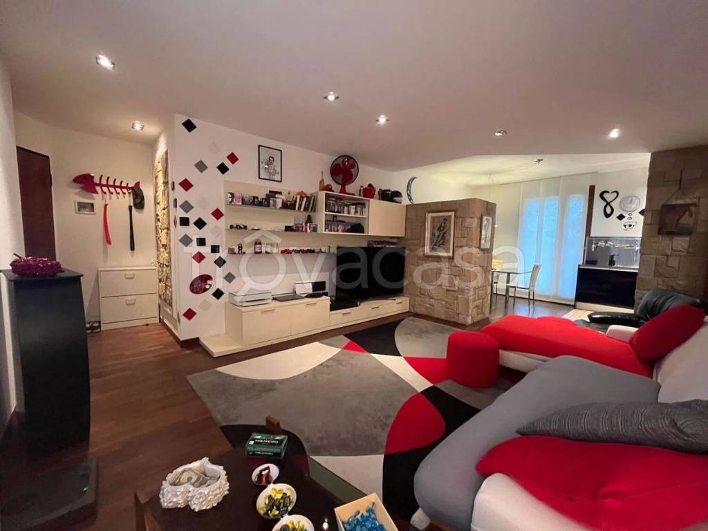 appartamento in vendita a Paese