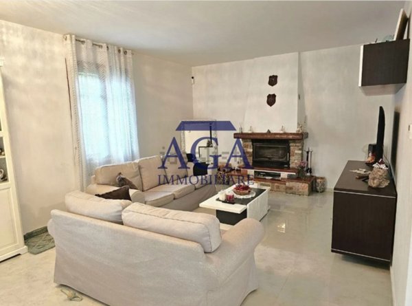 casa indipendente in vendita a Paese