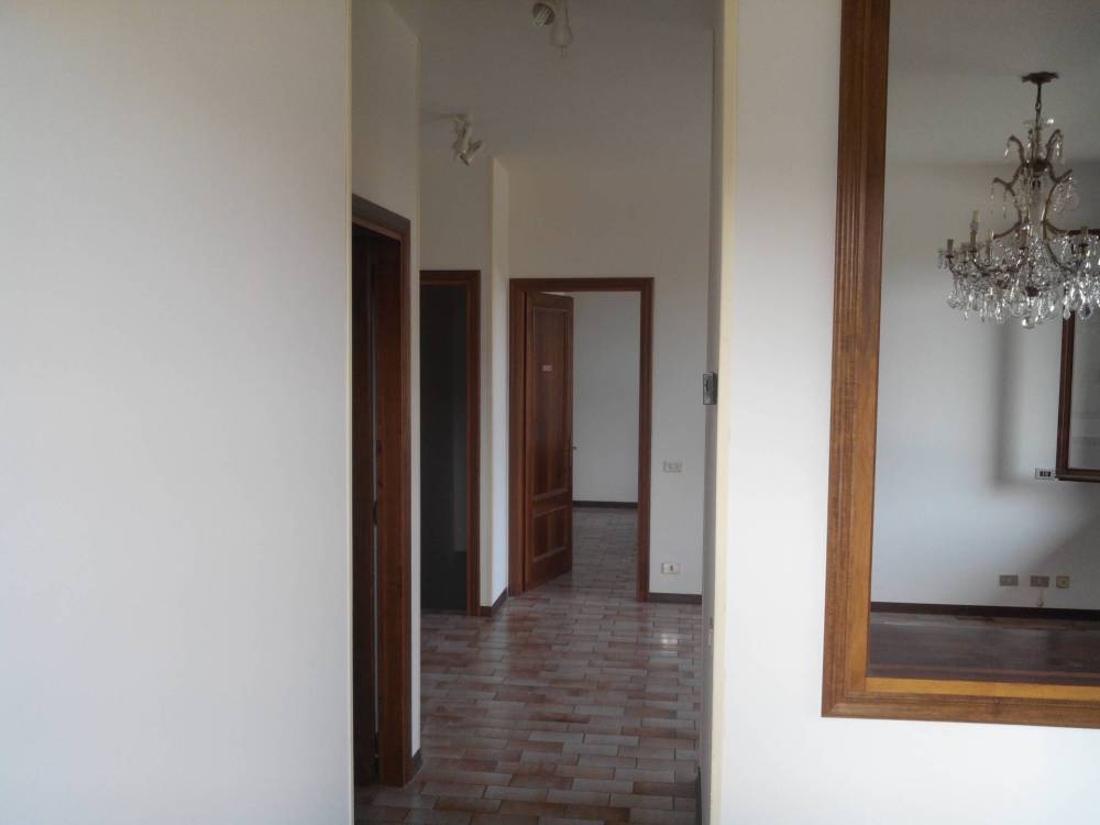 ufficio in vendita a Paese