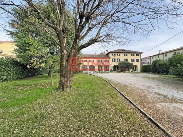 casa indipendente in vendita a Paese in zona Porcellengo