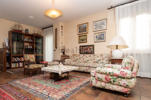 casa indipendente in vendita a Paese