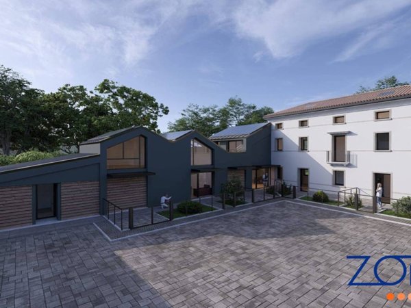 casa indipendente in vendita a Paese in zona Castagnole