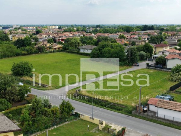 terreno agricolo in vendita a Paese