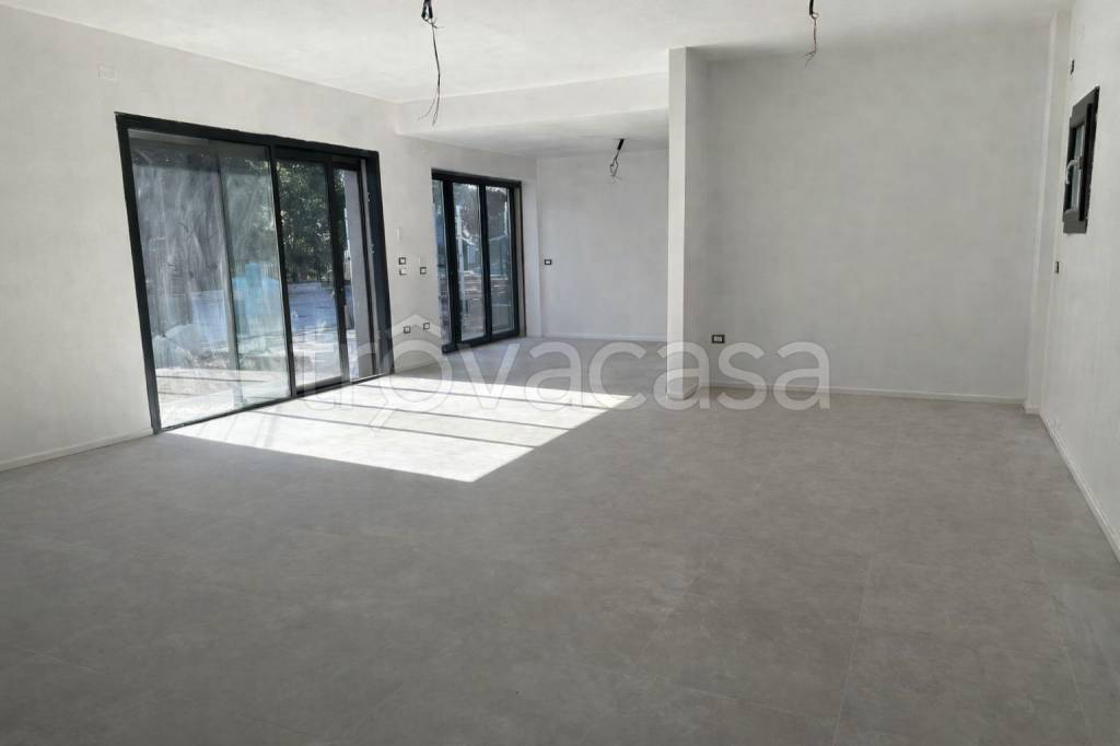 casa indipendente in vendita a Paese in zona Castagnole