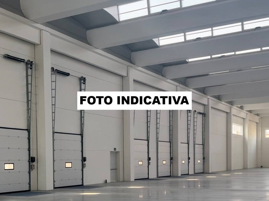 locale commerciale in vendita a Paese in zona Padernello