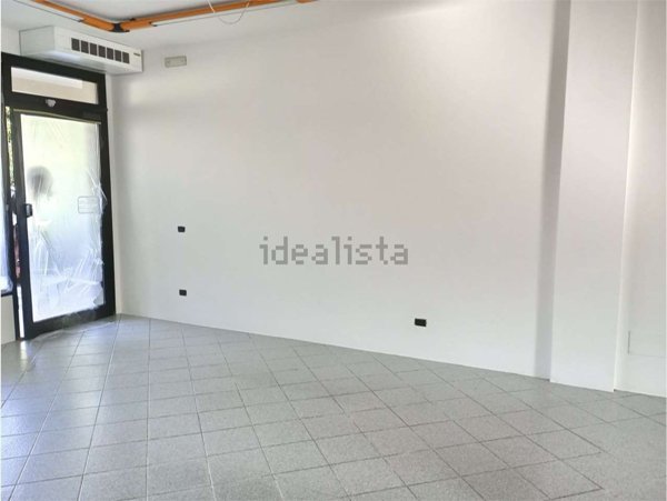 ufficio in vendita a Paese