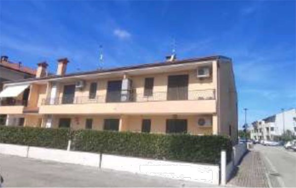 appartamento in vendita a Paese in zona Padernello