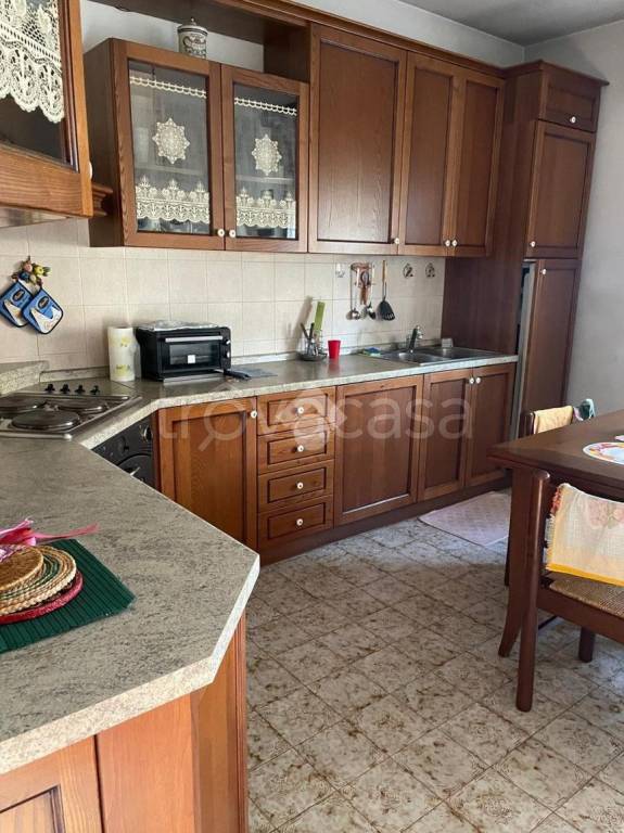 casa indipendente in vendita a Paese in zona Padernello
