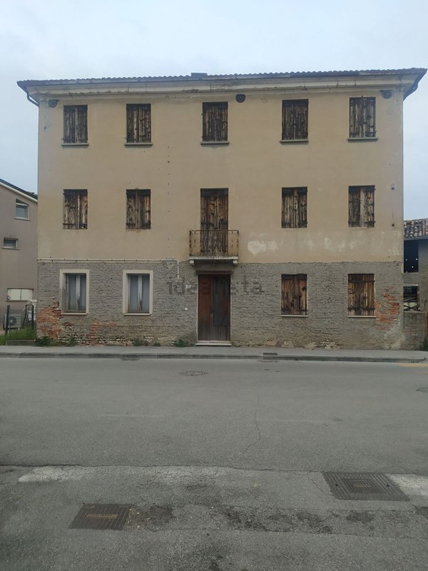 casa indipendente in vendita a Paese