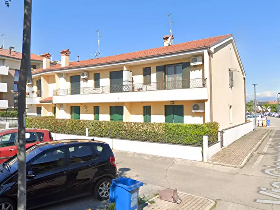 appartamento in vendita a Paese in zona Padernello