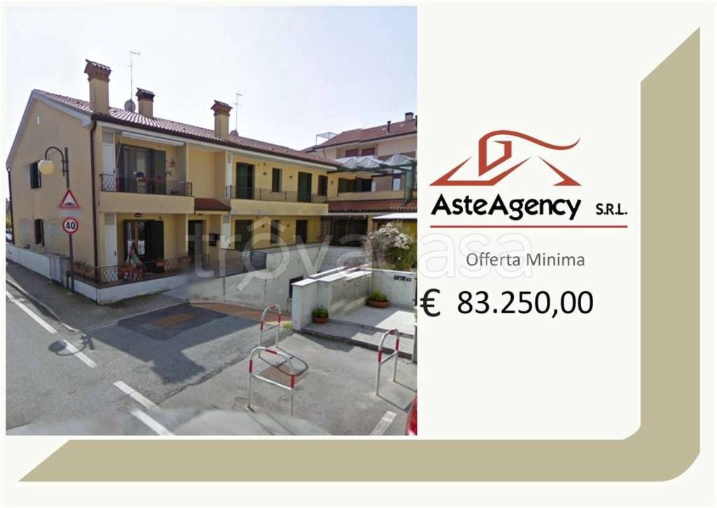 appartamento in vendita a Paese in zona Padernello