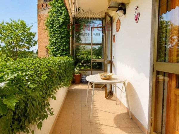 casa indipendente in vendita a Paese in zona Padernello