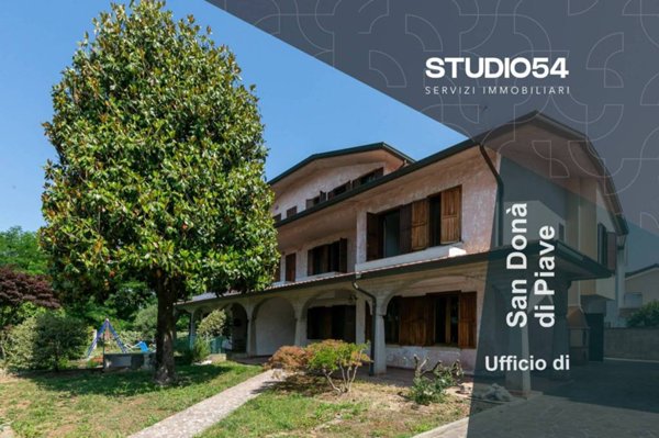 casa indipendente in vendita a Paese in zona Padernello